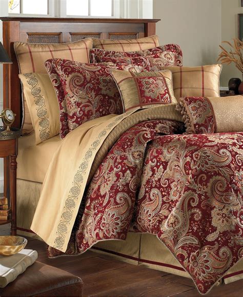 Blankets, Comforters & Luxury Bedspreads .